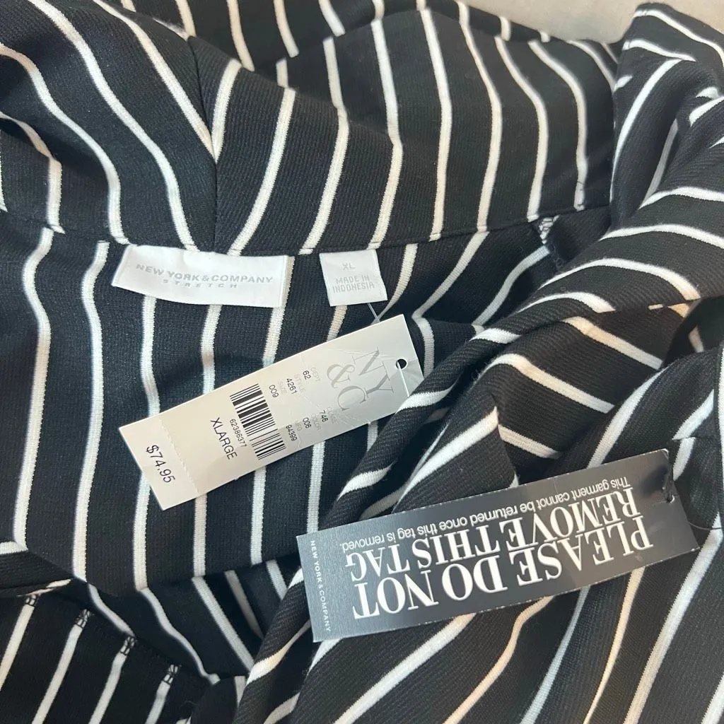 New York & Company NWT Black And White Striped Sleeveless Collared Jumpsuit XL - Image 8