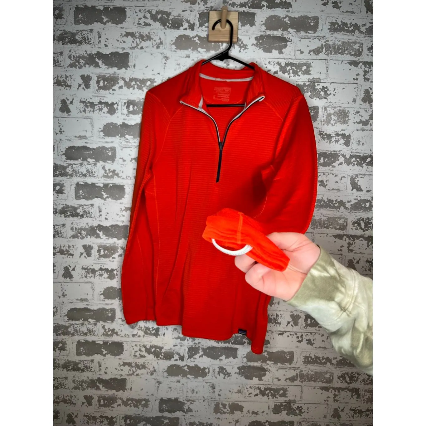 Patagonia | women capilene base layer orange - Image 8