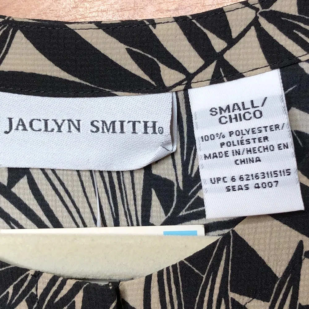Jaclyn Smith Vintage  Button Up Leaf Pattern Size Small Blouse - Image 6