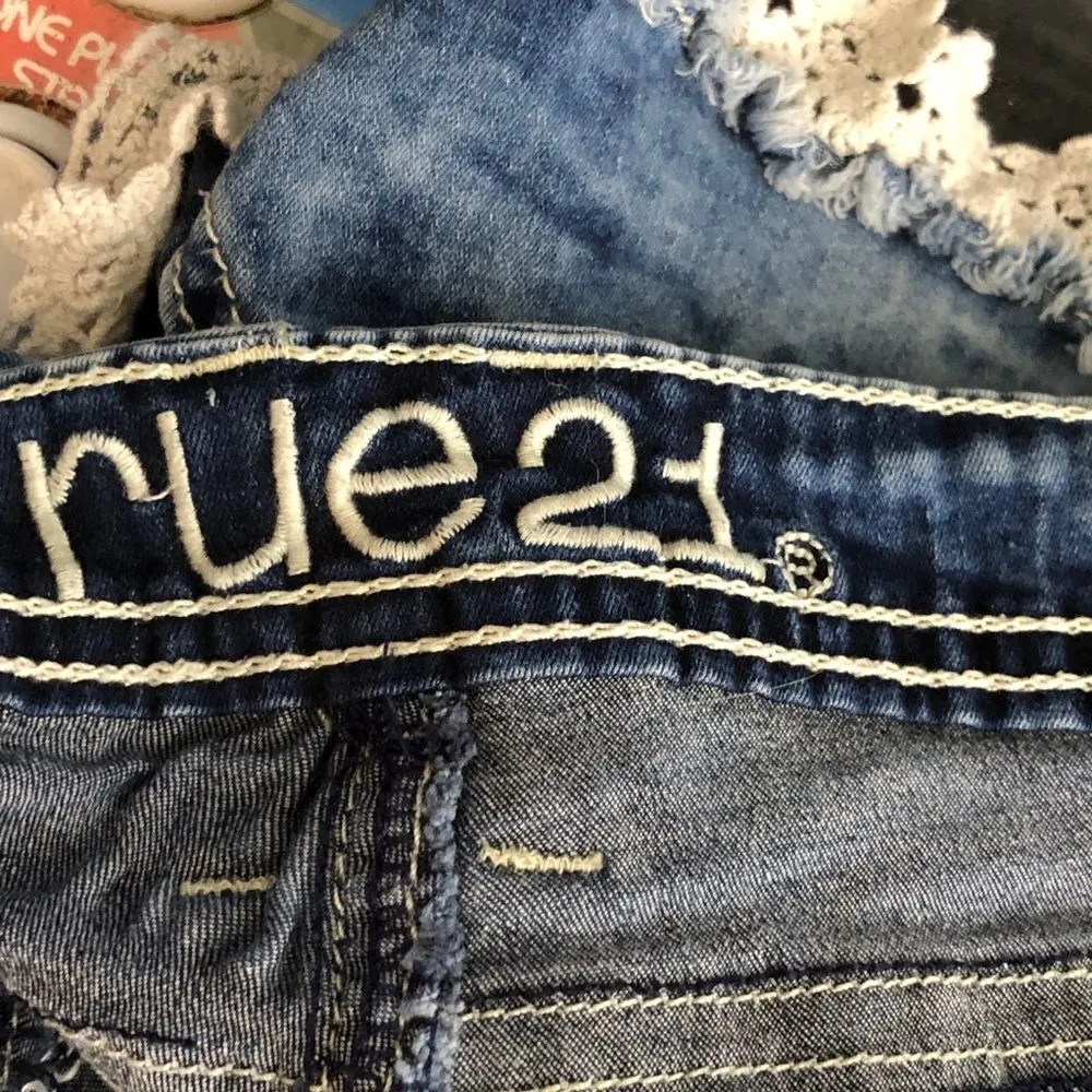 Rue 21‎ Denim Shorts - Image 3