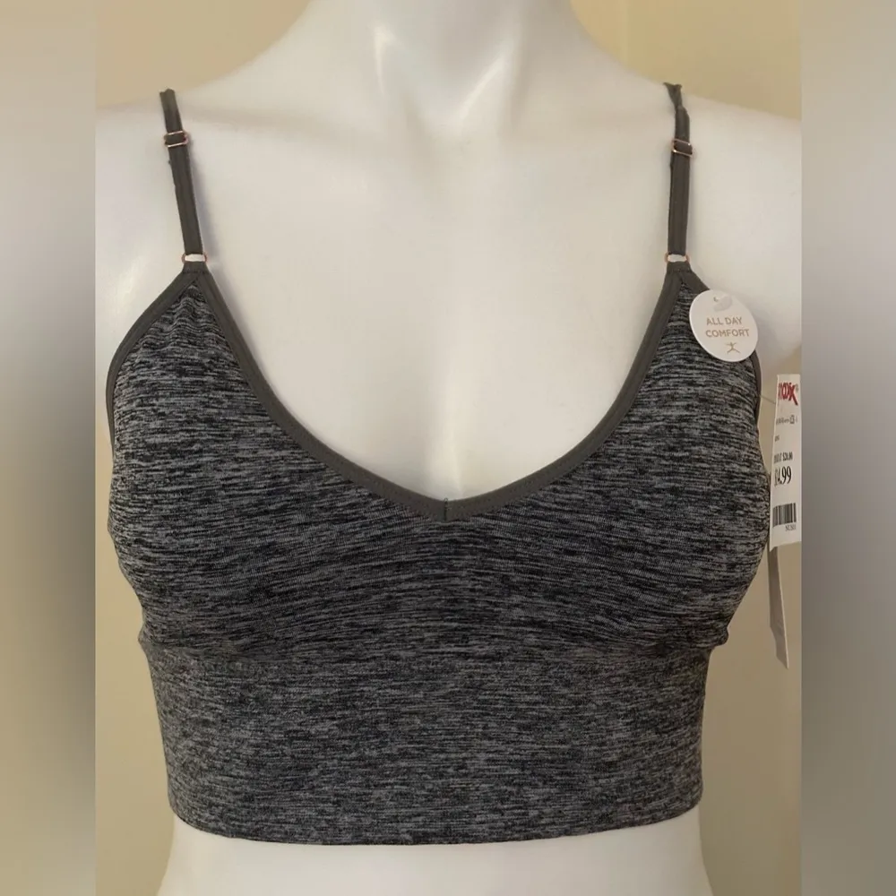 2 Danskin Pink & Gray Seamless Bralette V Back with Adjustable Straps Sz M - Image 5