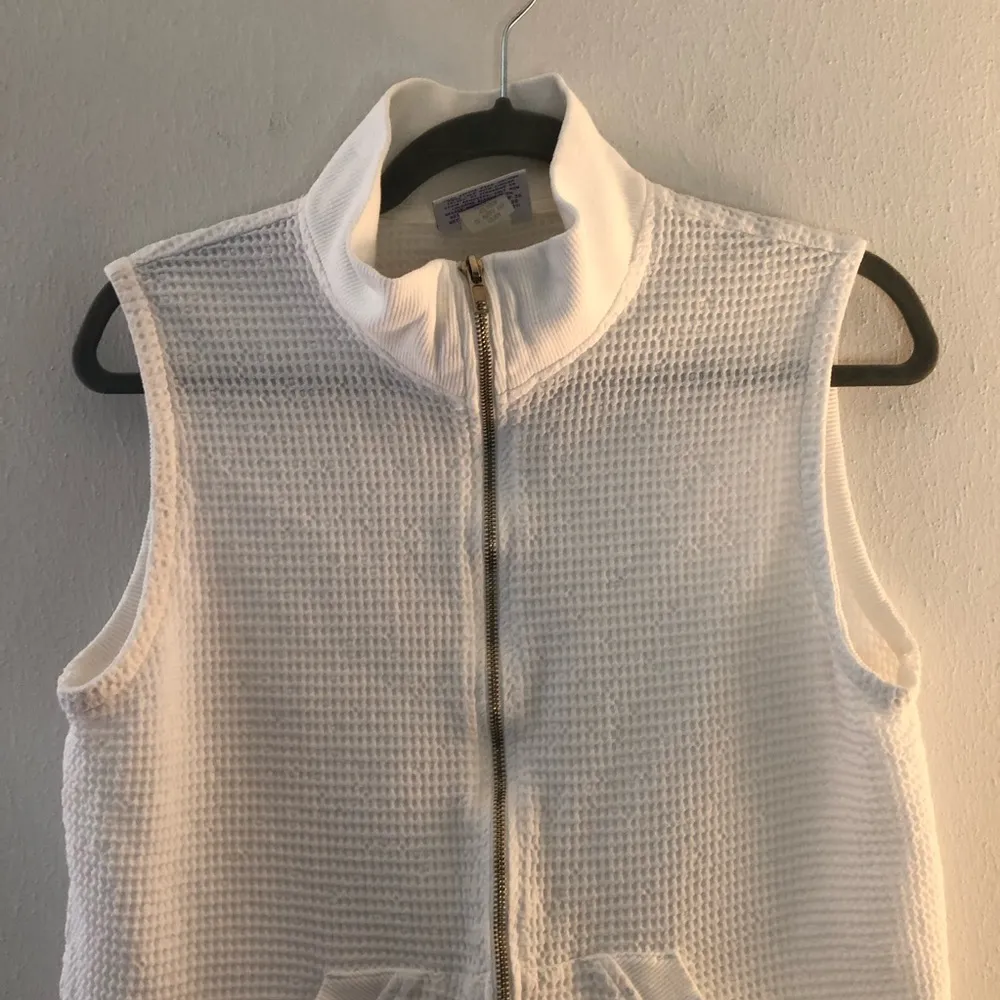 Fresh Produce Vest Vintage White Zip Up Textured Sz M EUC w/ Pockets - Image 2