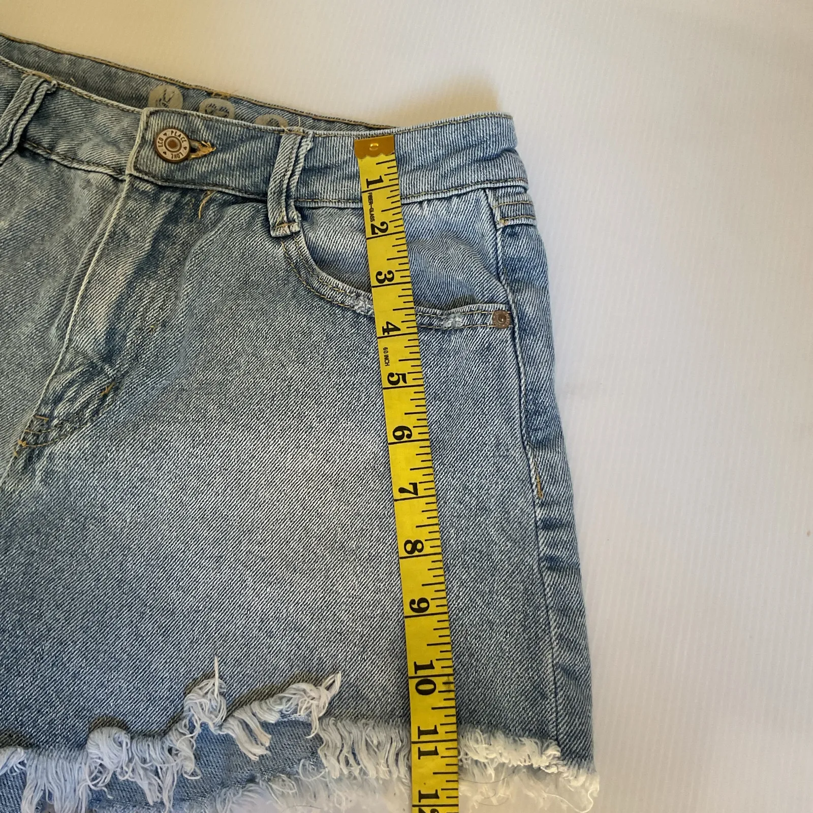 By Rewash Super High Rise Jean Shorts Women’s Size 3/26 Distressed Cutoff Denim - Image 7