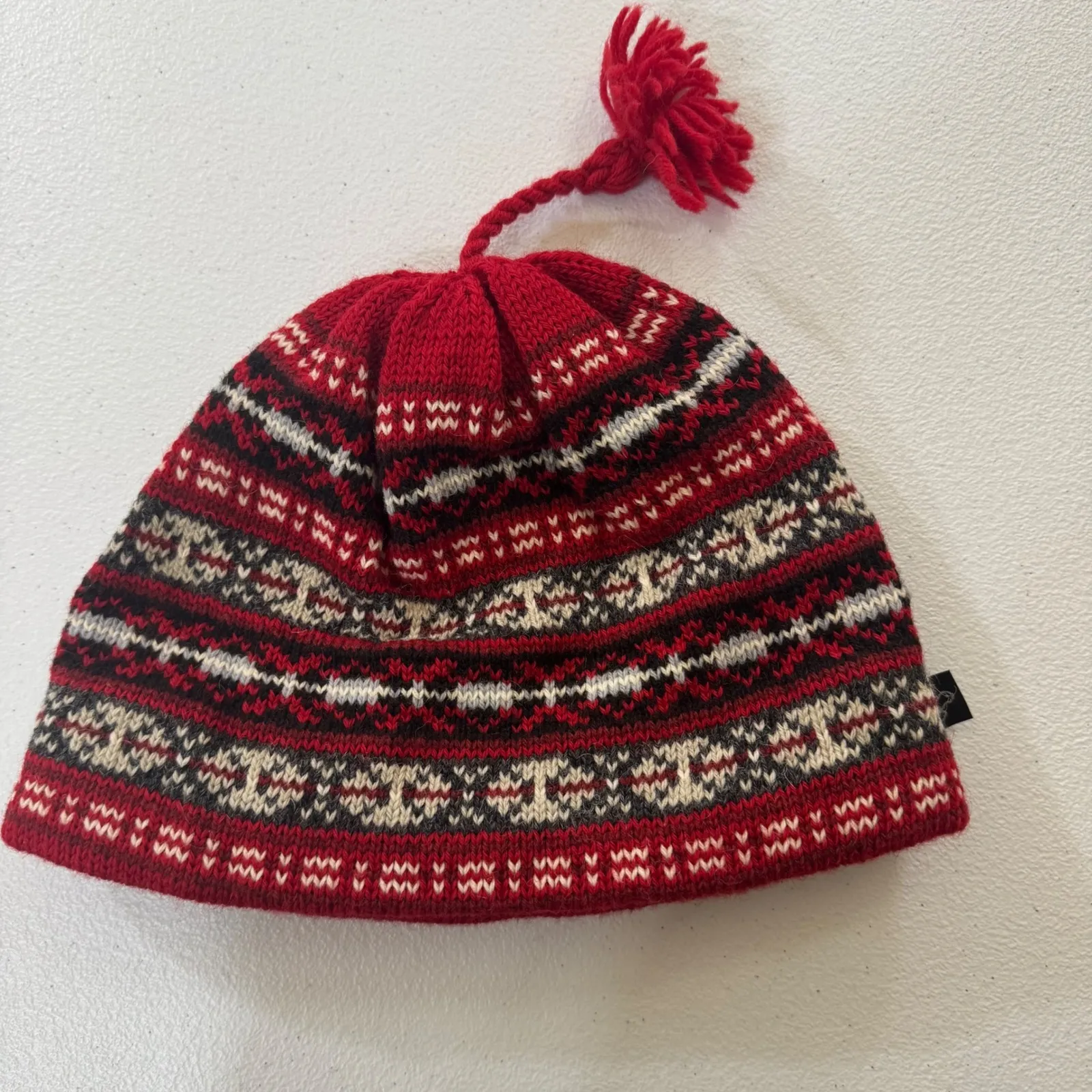 VTG Turtle Peak Red Fair Isle Wool Acrylic Blend Beanie Hat Tassel - Image 2