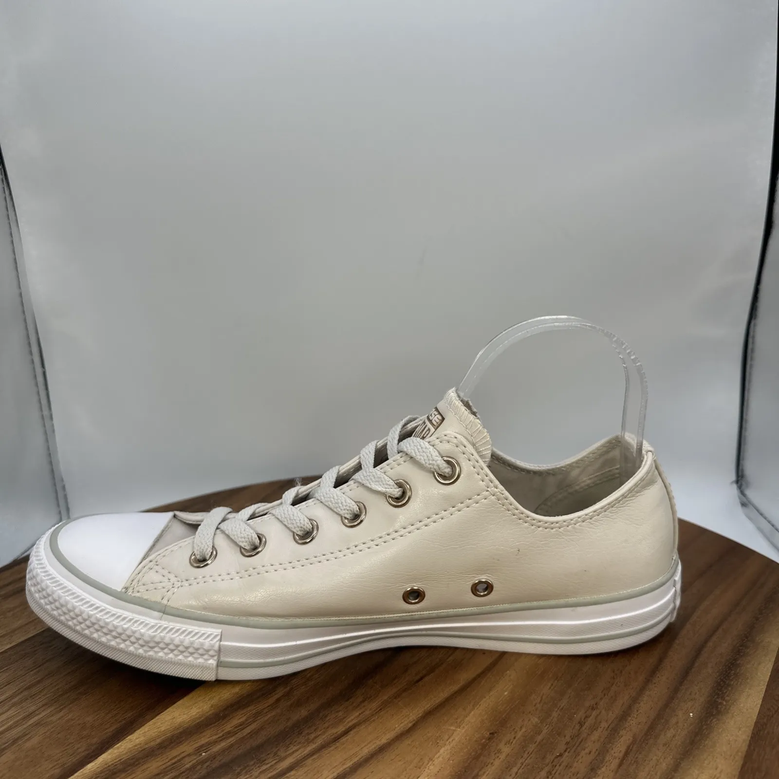 Converse Chuck Taylor All Star Low Top Shoes Pale Putty Leather Women's 10 - Image 6