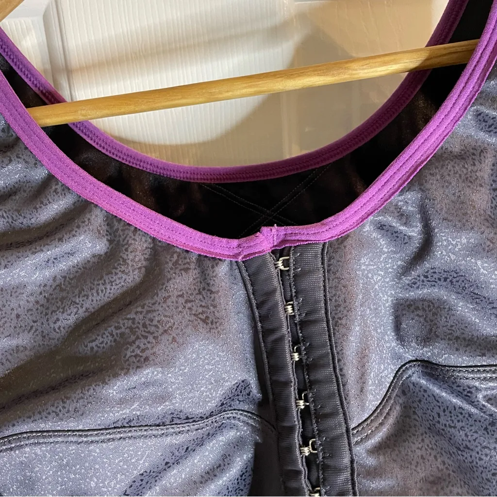 Enell Women's Gray Sports Bra with Purple Trim W/Hook & Eye Front Closure Size 7 - Image 3