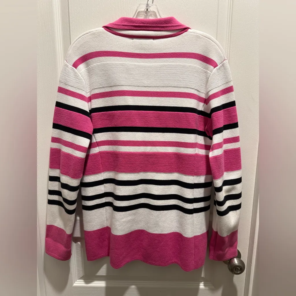 Pink and White Striped V - Image 5