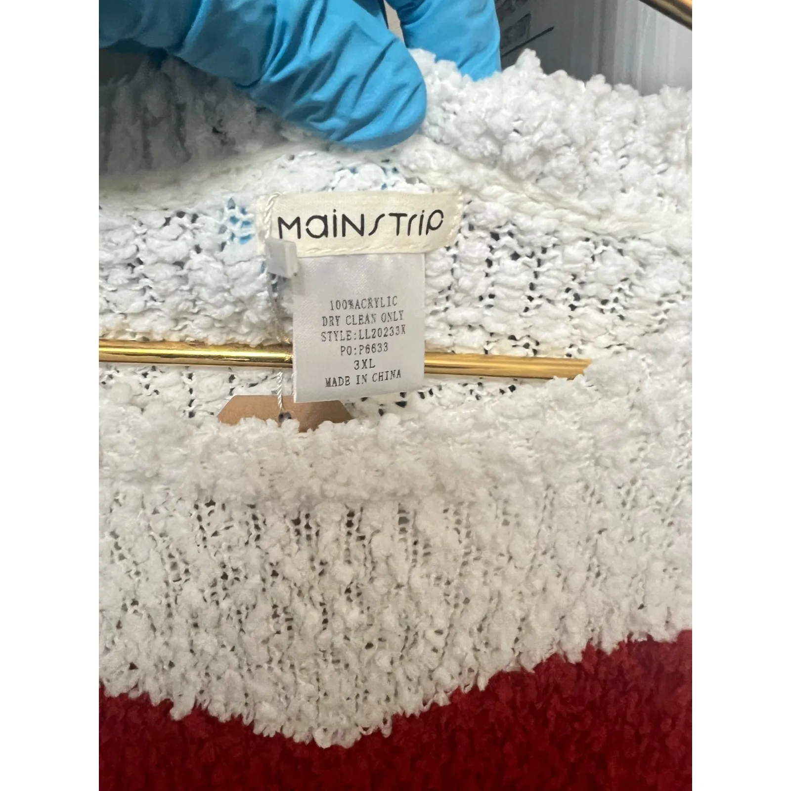 Mainstrip Women Plus 3XL White Distressed Heart Romantic Cozy Valentine Sweater Red Size undefined - Image 7