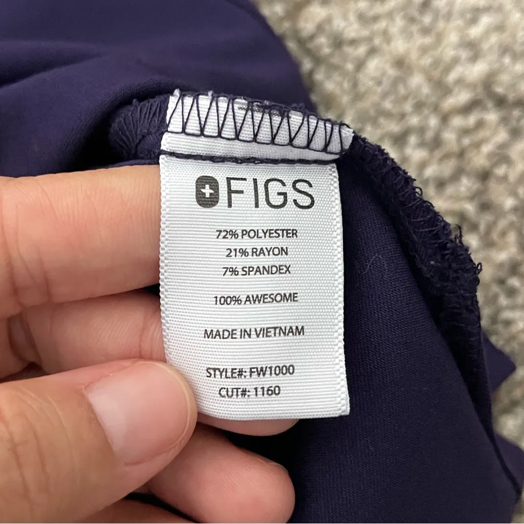 Women’s FIGS Technical Collection Catarina Scrub Top Deep Purple Size XS - Image 5