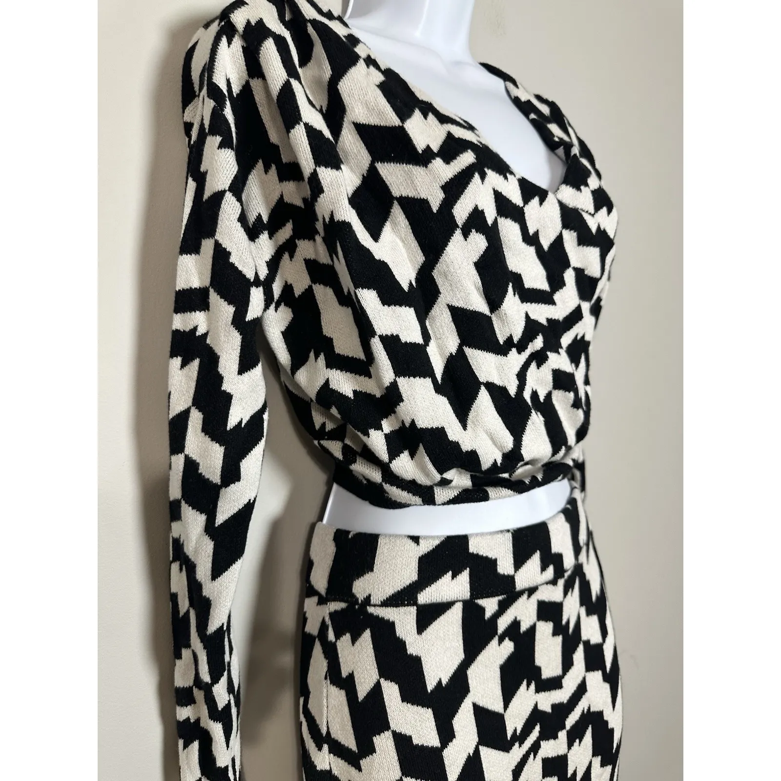 Kahlana Barfield Brown X Target Geometric Knit Wrap Top Maxi Skirt Set XXS/S - Image 2