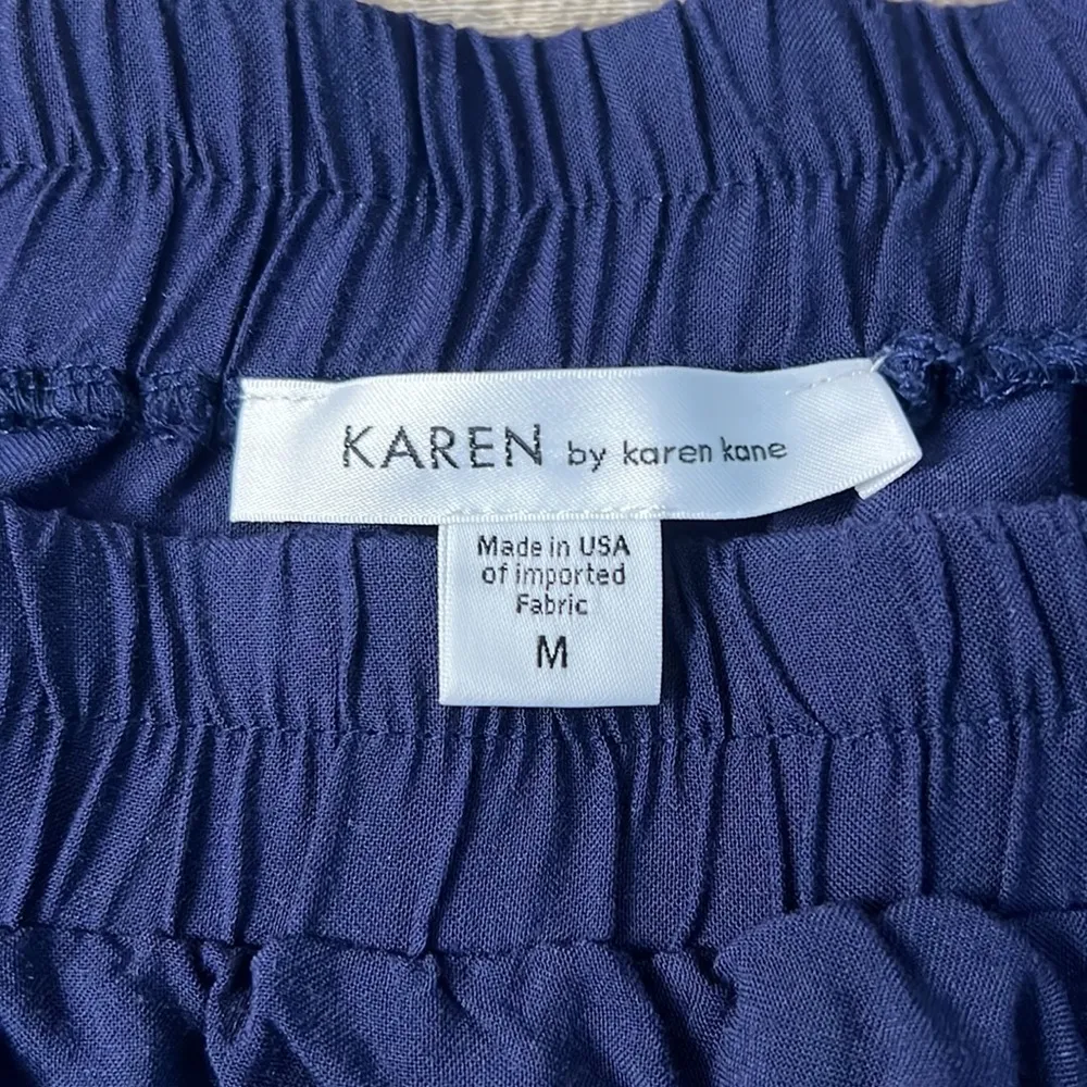 Karen by Karen Kane Embroidered Off The Shoulder Top Size Medium - Image 2