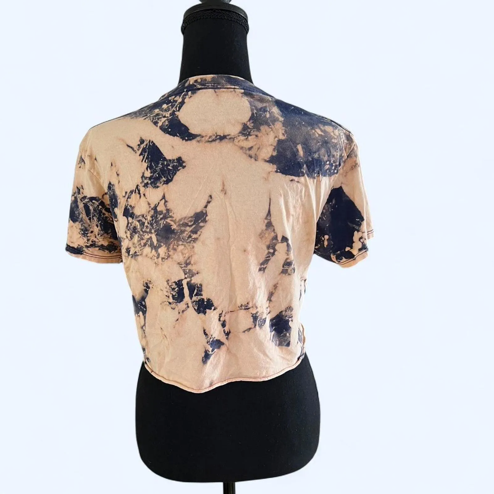 light orange and black tie - Image 3