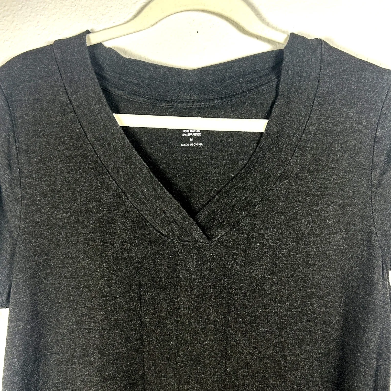 Market & Spruce‎ Womens V Neck Pocket T Shirt Knit Top Tee Relaxed Charcoal Med - Image 3