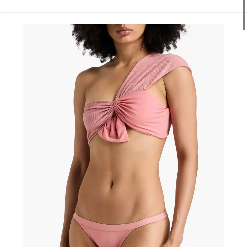 Marysia size medium Venice black bikini top. Mint condition - Image 2