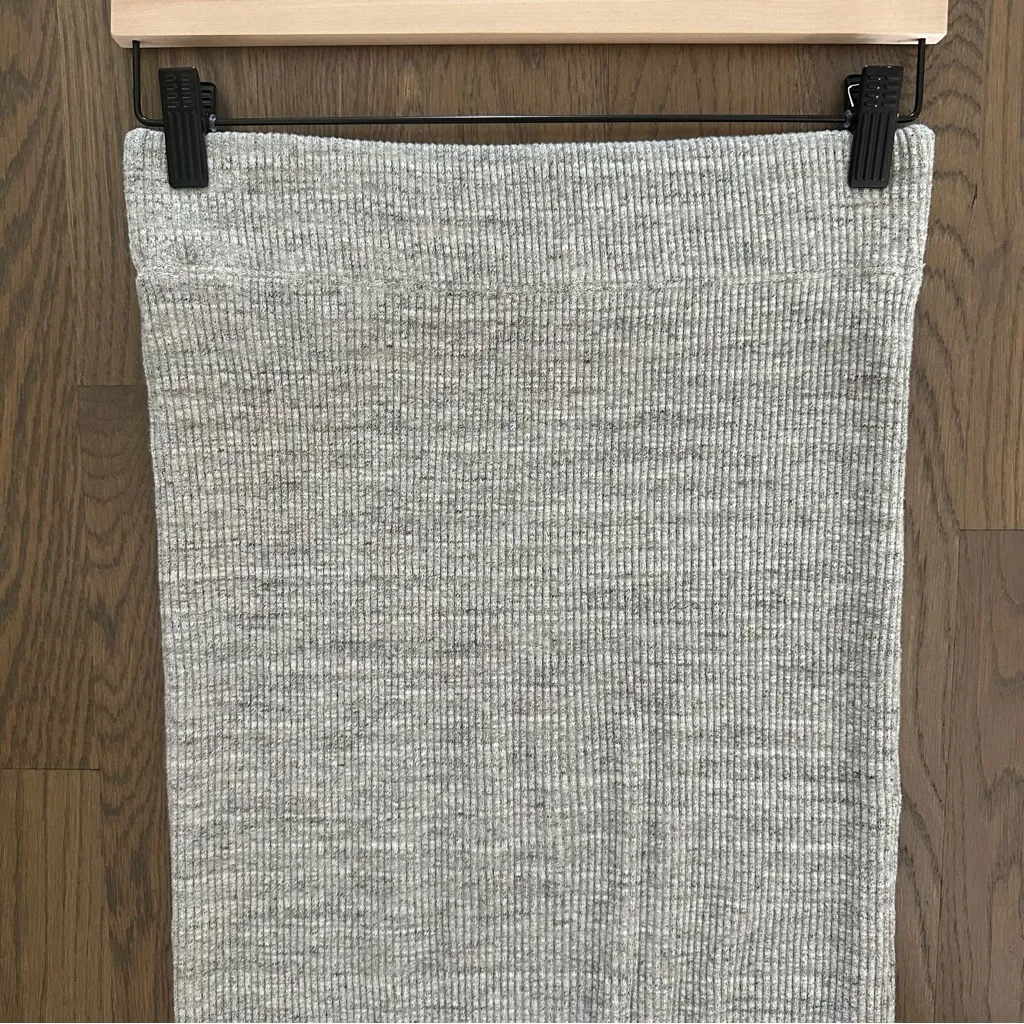 James Perse Ribbed Knit Stretch Cotton Pencil Midi Skirt in Heather Grey 3 / L - Image 7