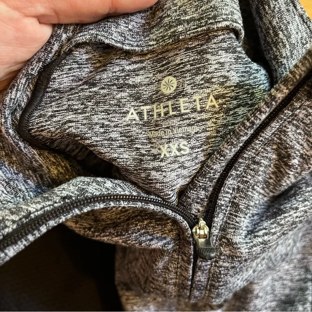 Athleta running wild half zip pullover size XXS - Image 6
