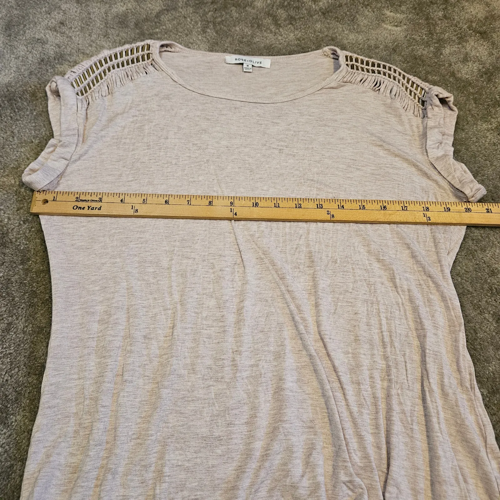 Rose + Olive Size Medium M Light Heathered Purple Pink Metal Embellished Soft - Image 9