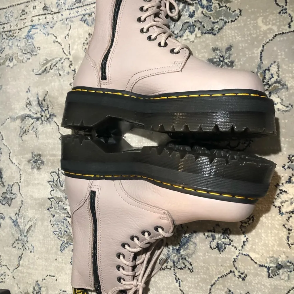 Dr. Martens Jason III Boot Pisa Leather Platforms - Image 9