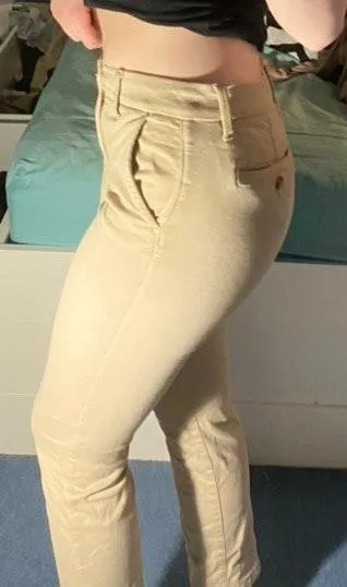 American Eagle Outfitters Khaki Skinny Pants - Image 2