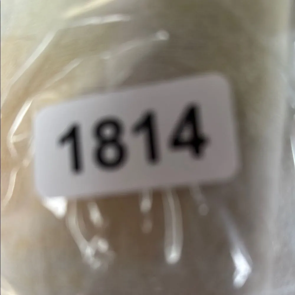 Zella Cream Boxy Long Sleeve Sweatshirt - Image 4