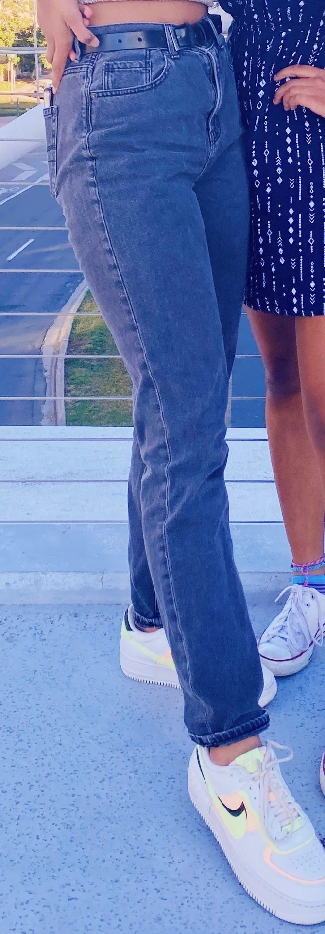 American Eagle Mom Jeans - Image 2