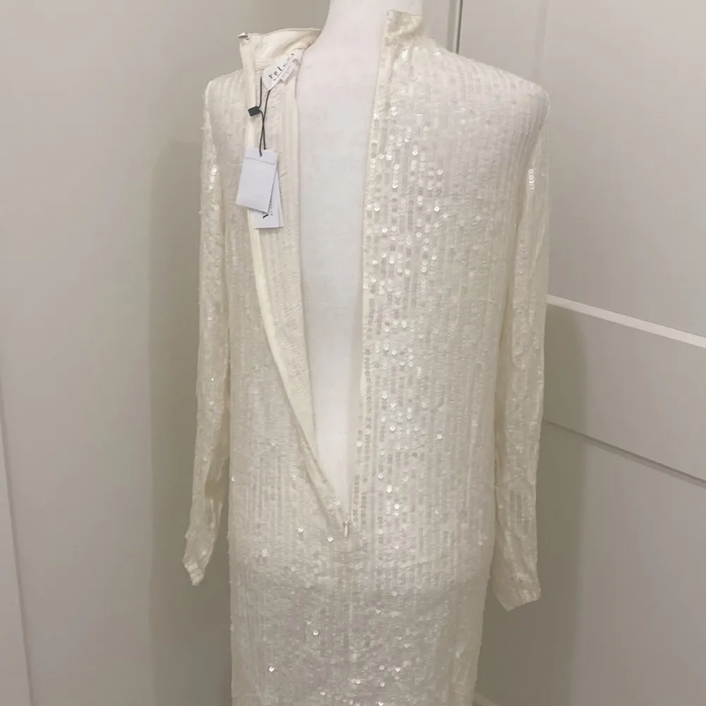 NWT Velvet by Graham & Spencer Veda Sequin Dress Size L - Image 12