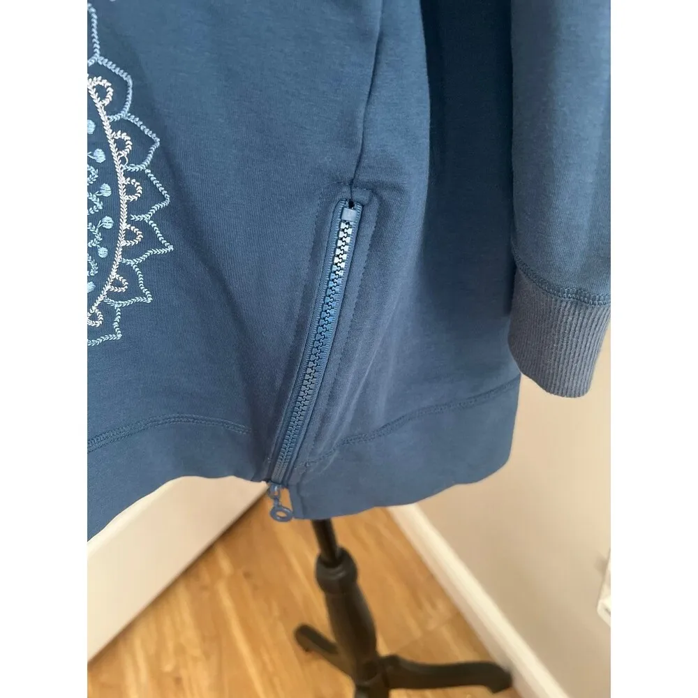 Kate Park Navy Embroidered Sweatshirt Size 2X - Image 3