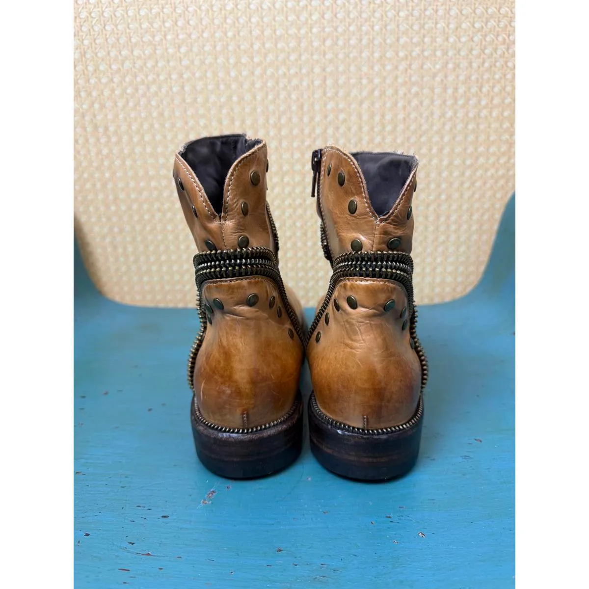 Bed Stu Arancia Burnished Brown Studded Leather Boots - Size - 9 - Image 6