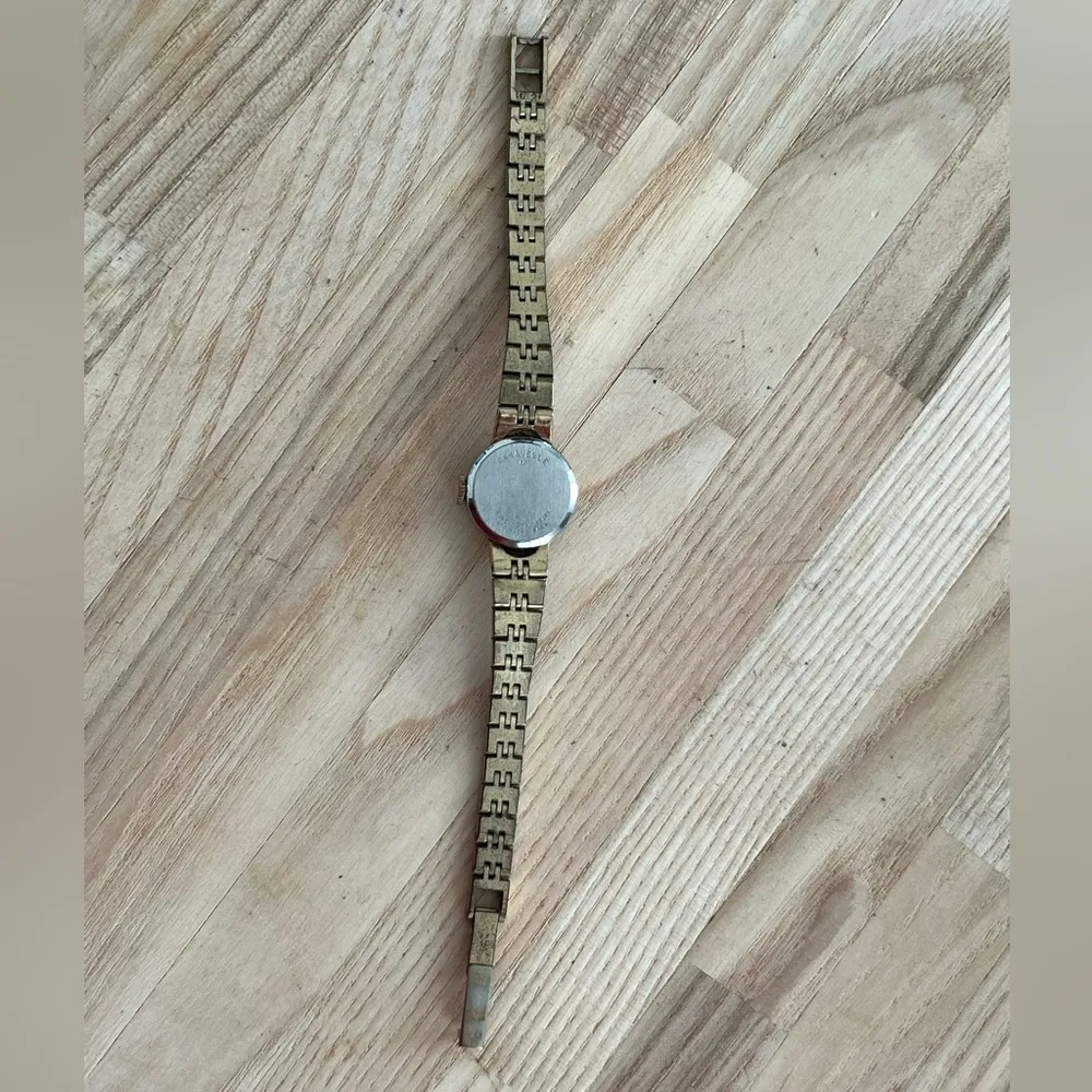 Caravelle by Bulova Ladies Watch Vintage Mechanical Gold Tone Bracelet Oval Dial - Image 6