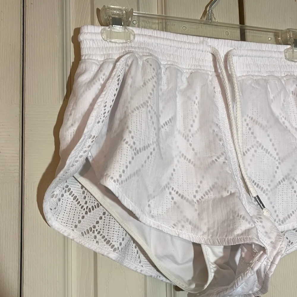 Free People FP Movement White Athletic Shorts Drawstring Waistband Small Y2K? - Image 3