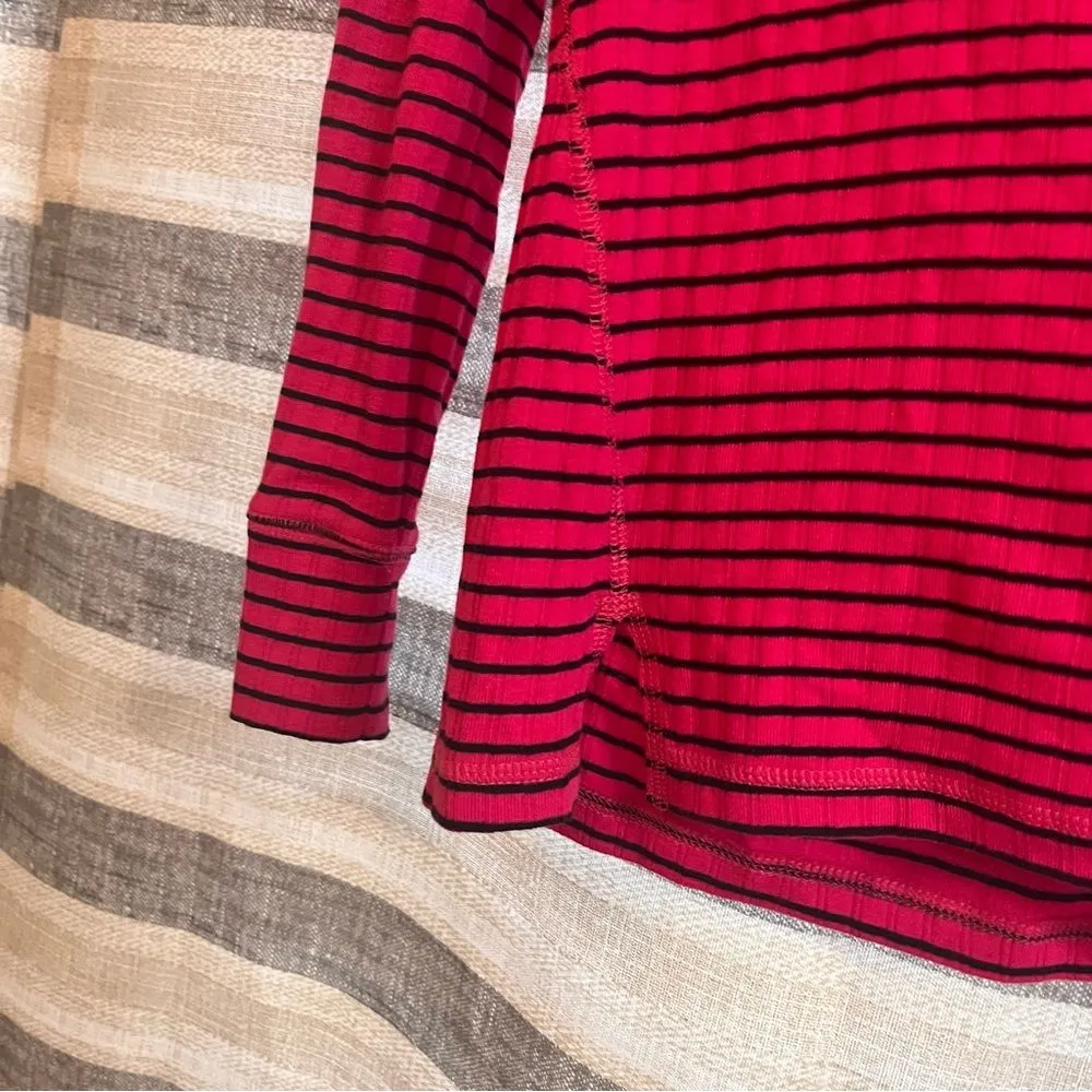 T By Talbots‎ Pink And Navy Stripe Turtle Neck Long Sleeve Size Small - Image 4