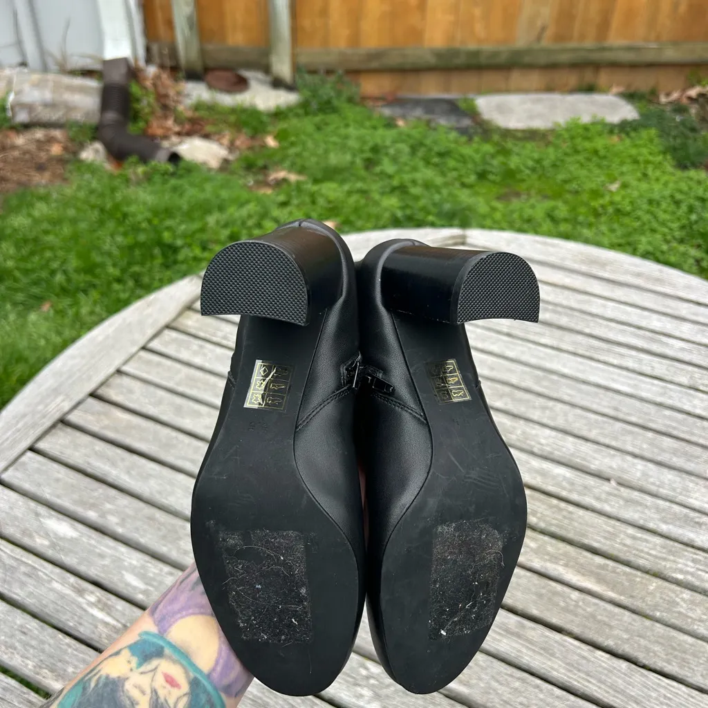 Jeffrey Campbell Prianka‎ Ankle Bootie Size 5.5 - Image 9