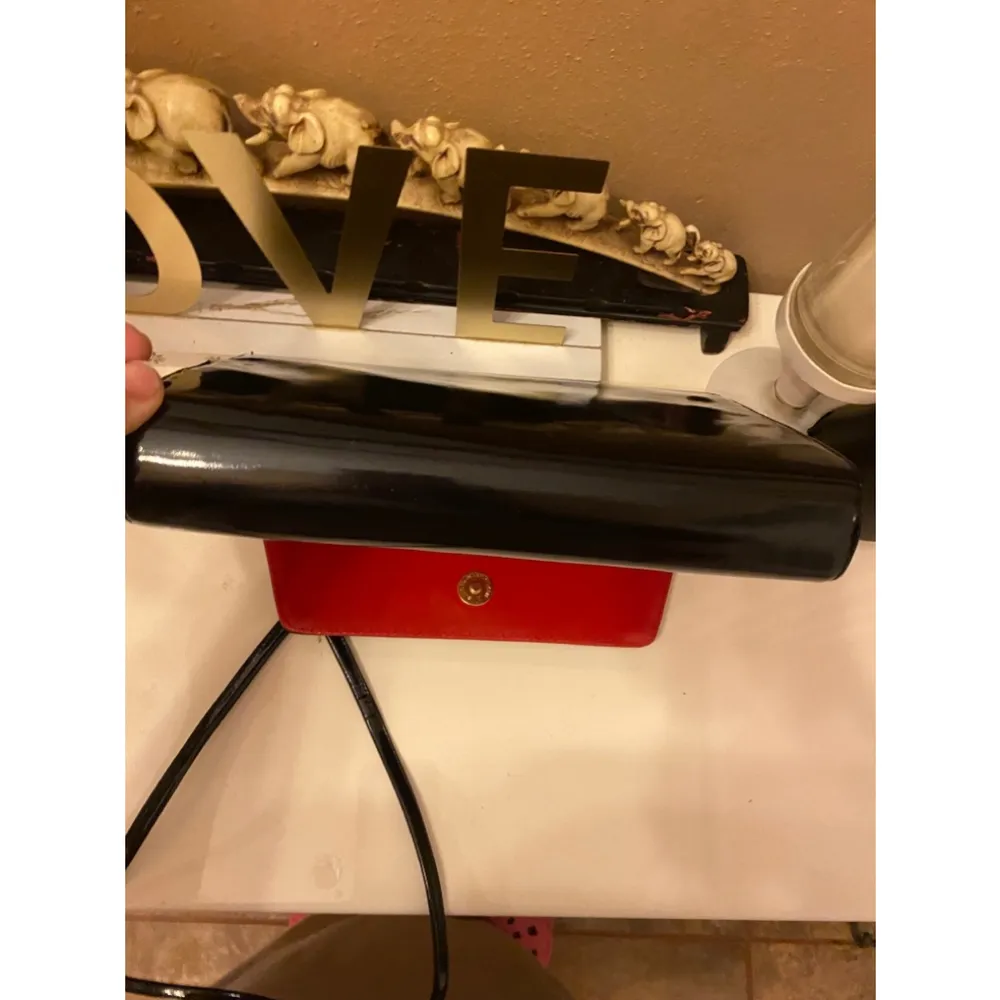 J RENEE RED & BLACK PATENT LEATHER HANDBAG - Image 8