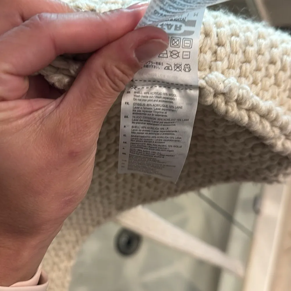 GStar‎ Heavy Long Cardigan Knit, cream, size small, wool! - Image 9