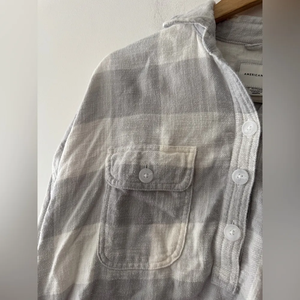 American Eagle Gray and White Plaid Oversized Half Button Long Sleeve Top - Image 2