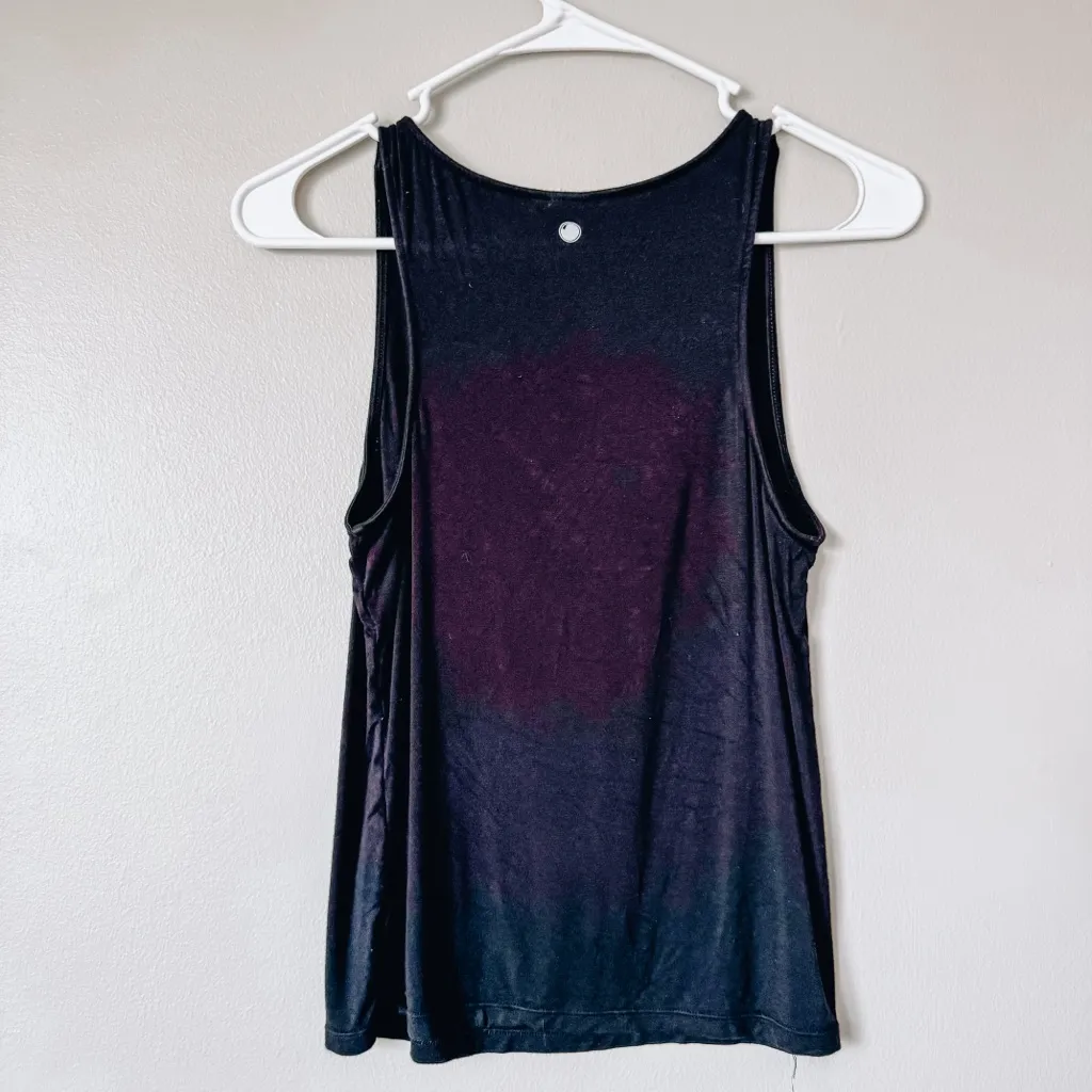 Black Sleeveless Women's Top - Image 4