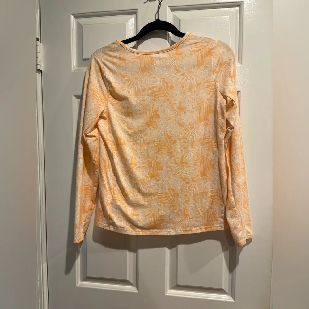 Hang Ten Sun tee tshirt long sleeves zipped pocket S SPF50 light peach NWOT - Image 2