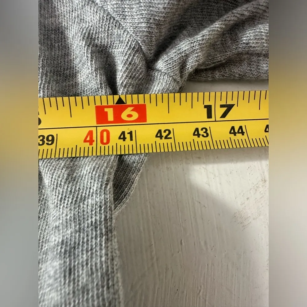 J Crew Shirt Womens Extra Small Long Sleeve Round Neck Gray Ruffle Preppy - Image 6