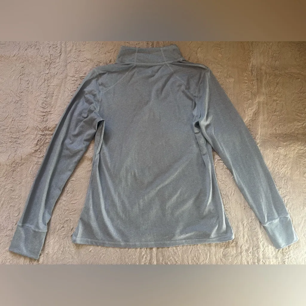 Danskin size m pullover - Image 3