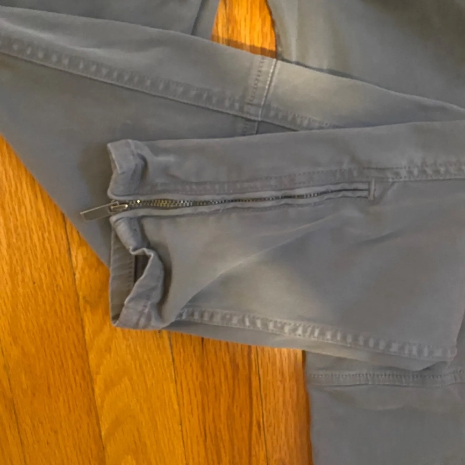 Calvin Klein Fashion Mid-Rise Skinny Ankle W/Zipper Jean Microfiber - Image 2