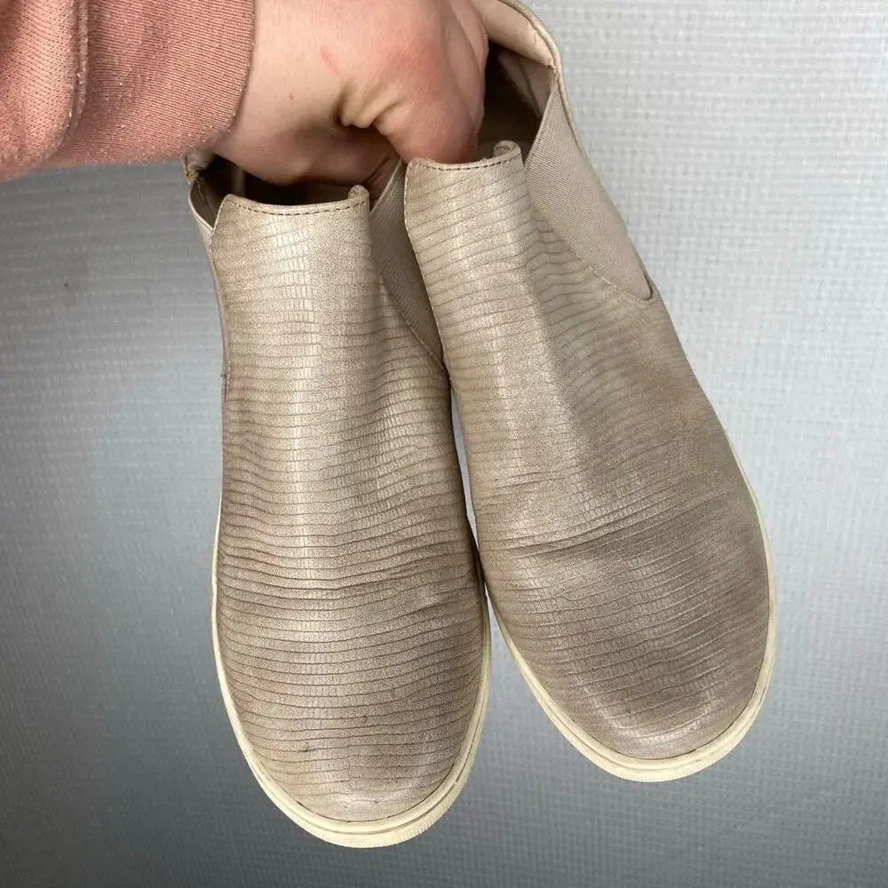 COCONUTS by Martisse | Tan Grey Snakeskin‎ 8 Bootie - Image 2