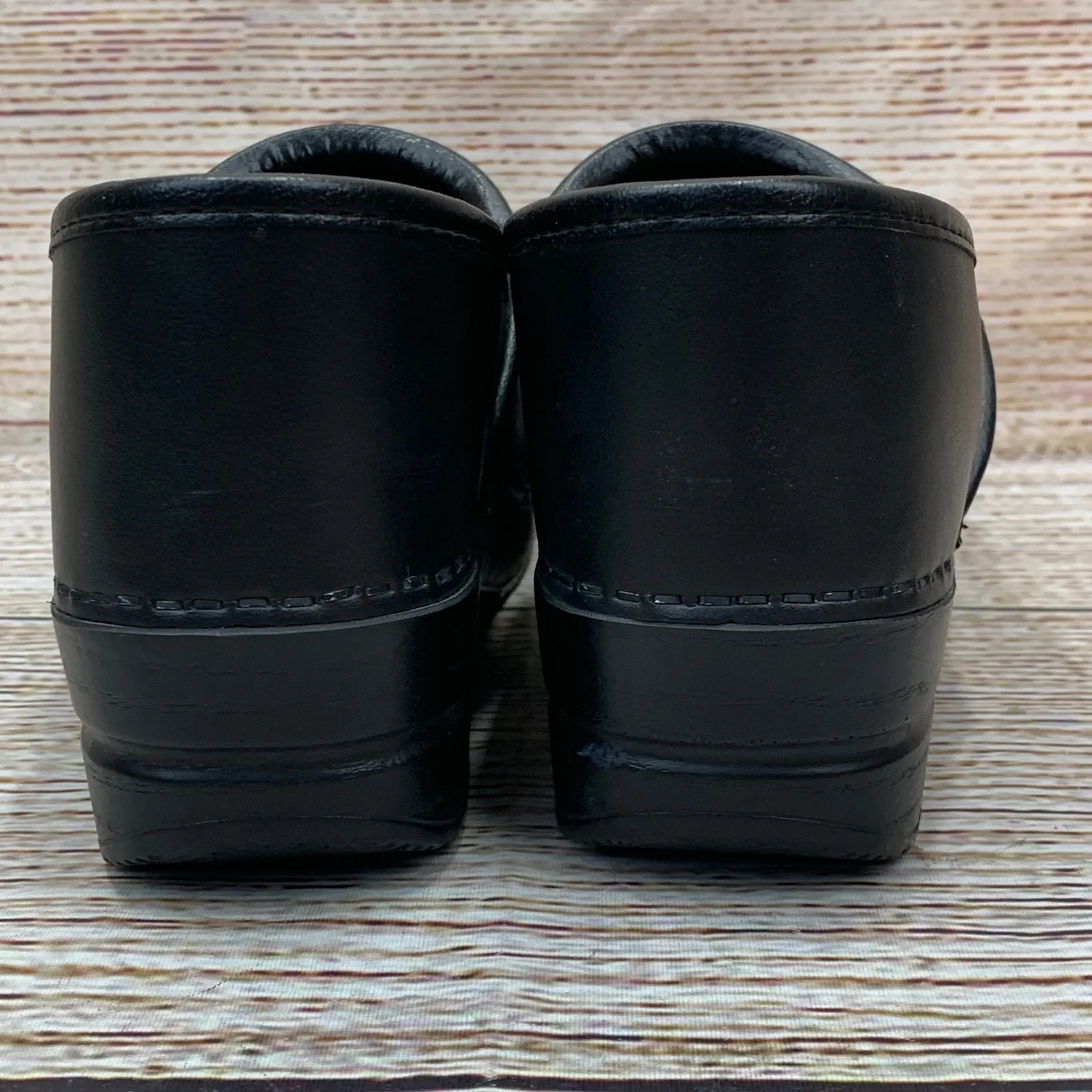 Dansko Women's Wide Black Leather Clogs‎ [Size 40 9.5 US] Comfort Slip On Shoes - Image 8