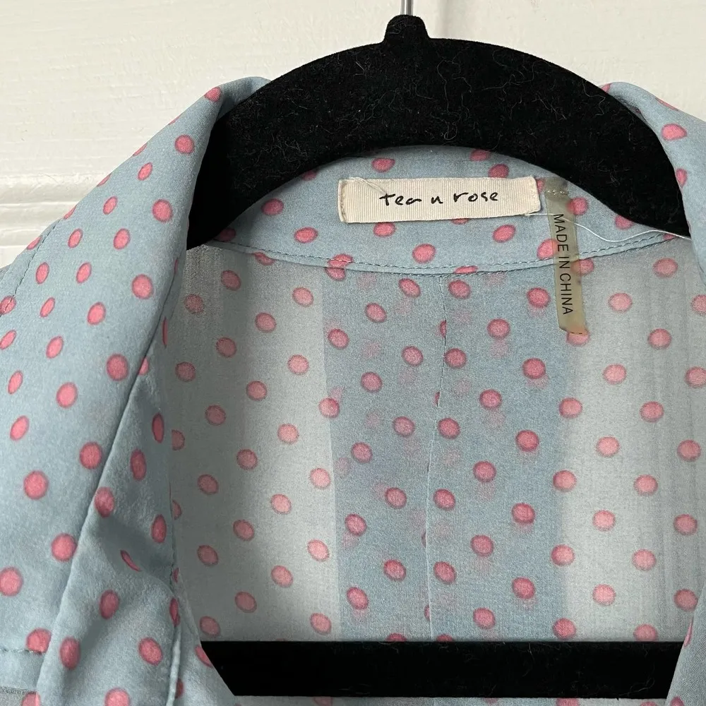 Tea n Rose Sheer Blouse - Size M - Image 3
