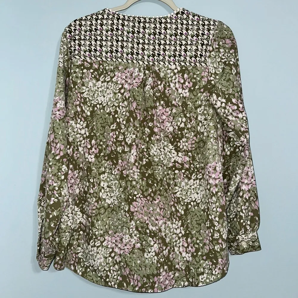 Women’s Isaac Mizrahi Live Button Down Blouse 6 - Image 5