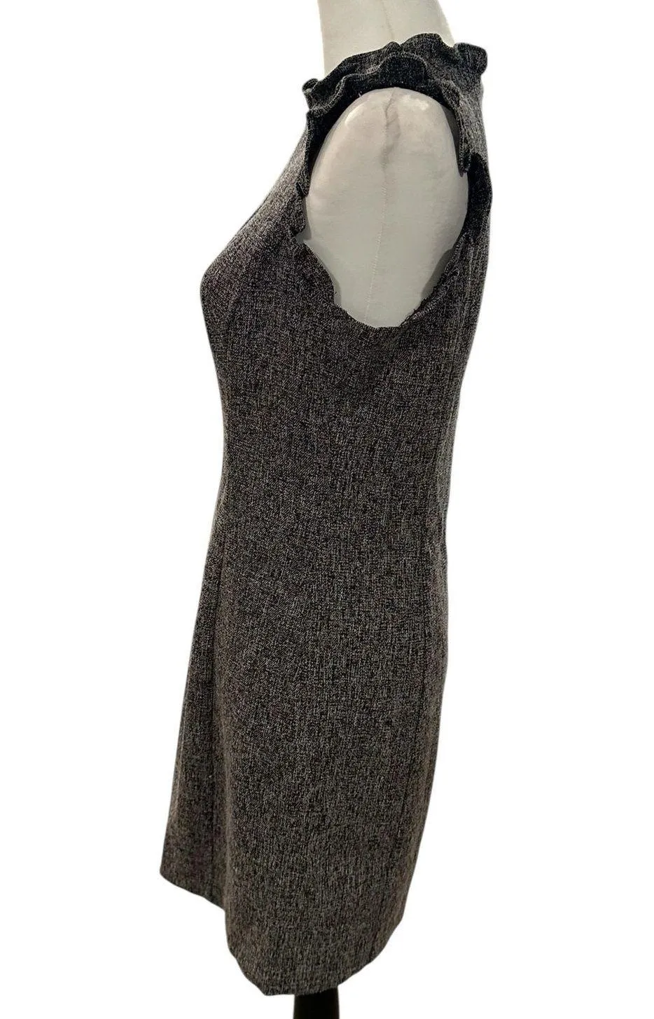 LOFT Women's Sleeveless Dress Size 2 - Image 2