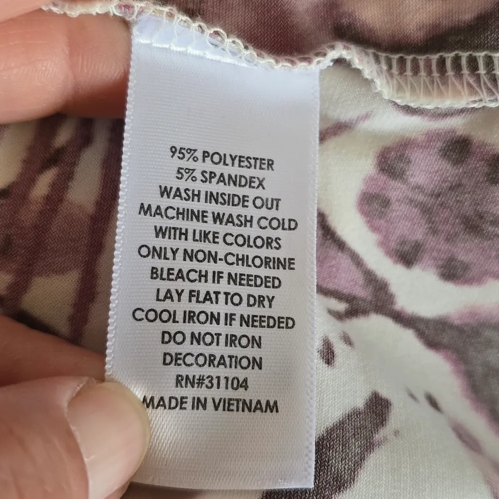 New Directiins Purple Abstract Tribal Print Keyhole Tunic Top 3/4 Sleeve Size MP - Image 7