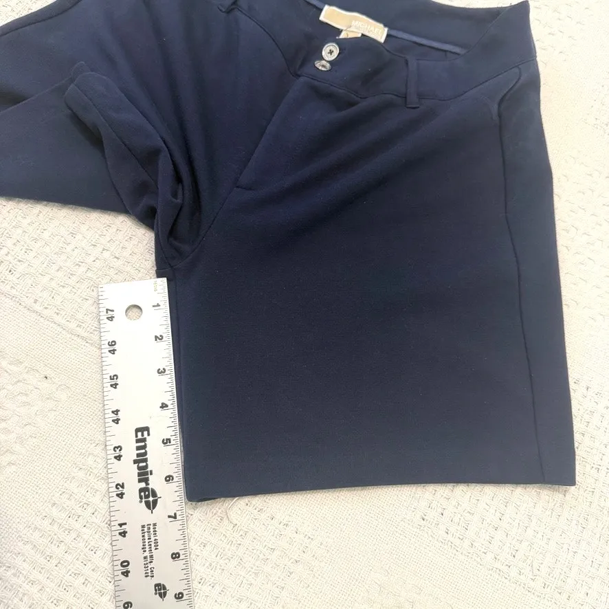 Michael Kors 10 flat front chino classic everyday stretch short SH 3082 - Image 4