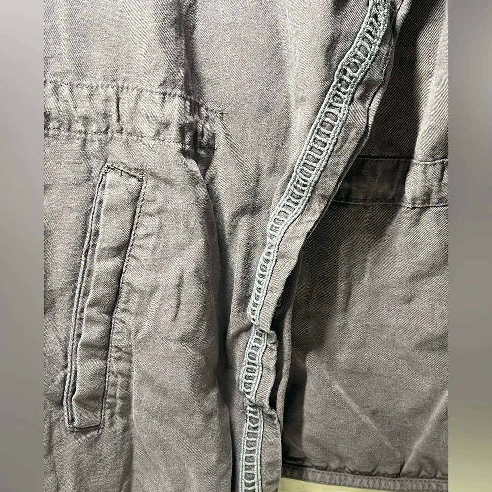 Mudd Women’s Casual Vest Gray Drawstring Size XL EUC - Image 7