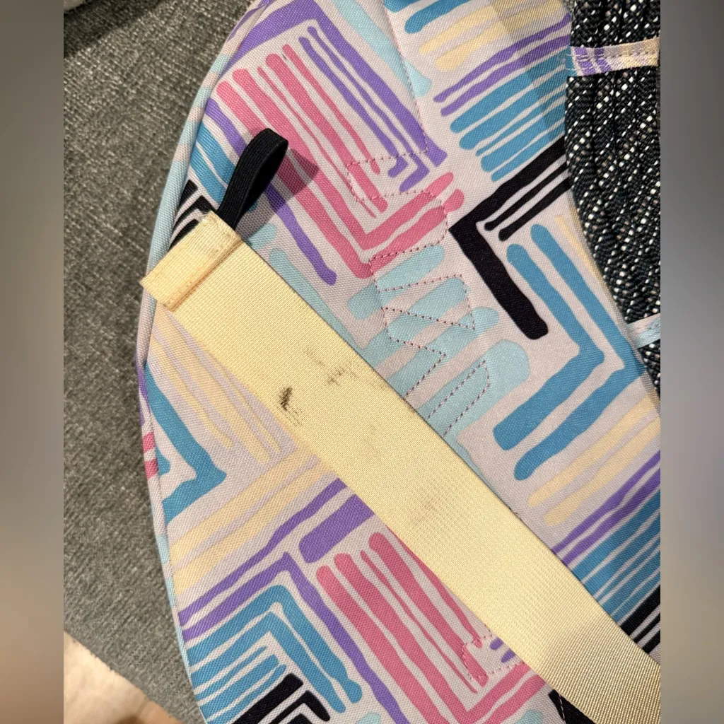 KAVU rope sling Pastel Geometric Shoulder Bag - Image 9