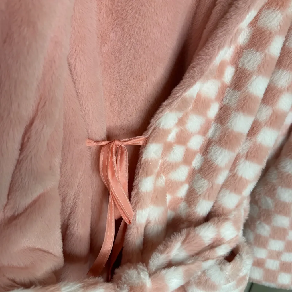 Minky Couture Thick Ultra Plush Checkered Blanket Robe size XS Pink - Image 10